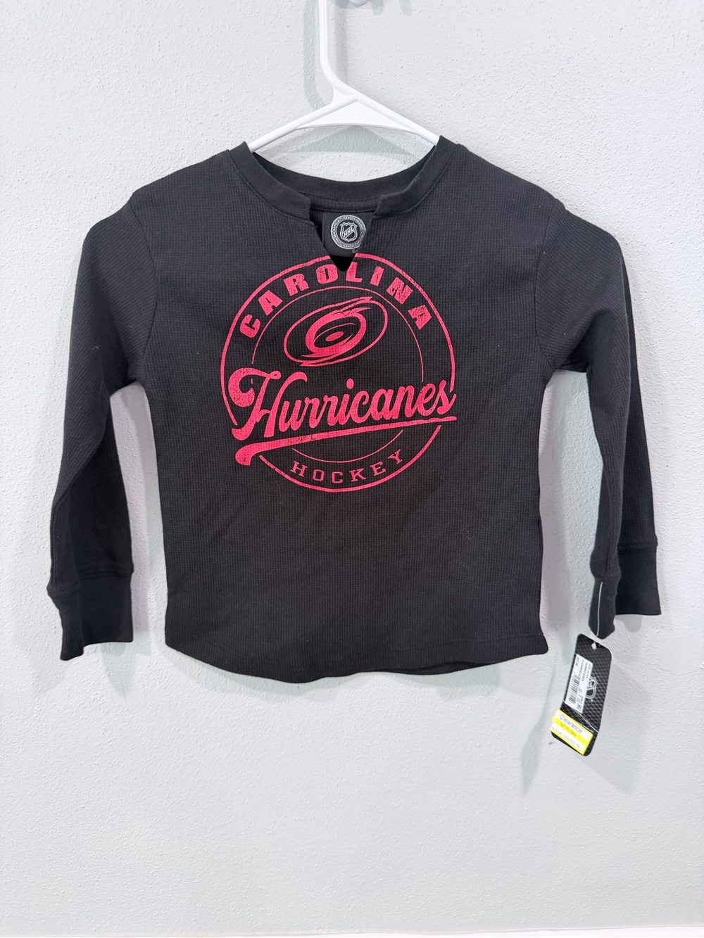 NWT Carolina Hurricanes NHL Girls XS 4/5 Waffle Knit Long Sleeve Shirt Black Red